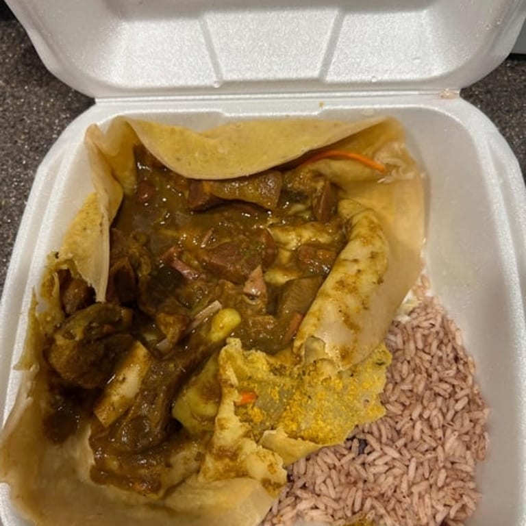 Savor Your Lunch with Us